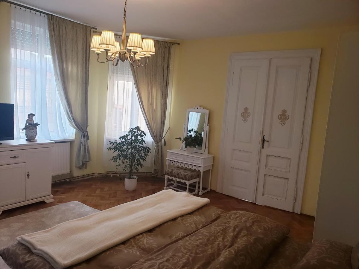 Sorin Up Town Leilighet Sibiu Eksteriør bilde
